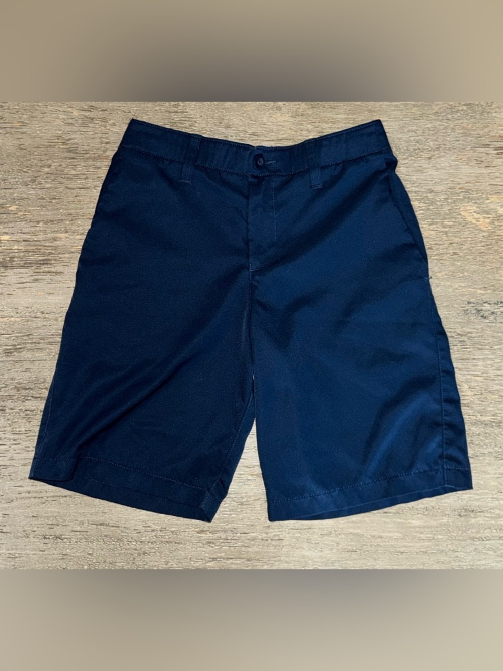Boys Underarmour Navy Chino Shorts, EUC